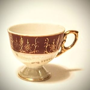 Small Japanese Pedestal Teacup Beautiful Red and Gold Design Japan Tea Cup